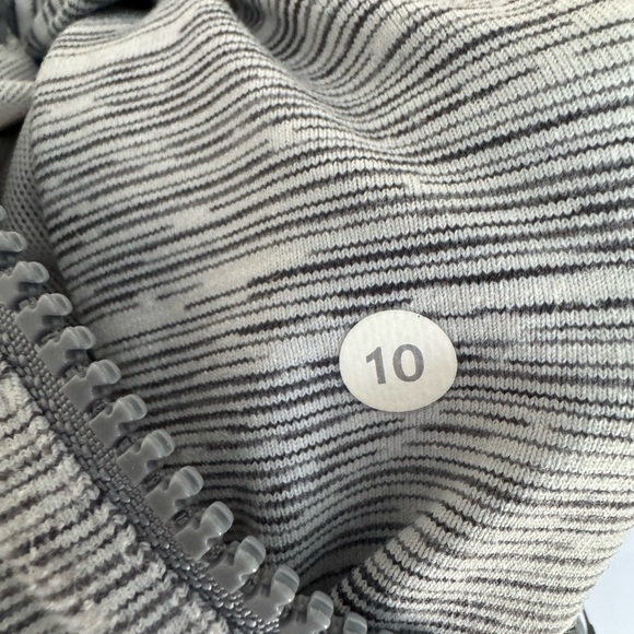 Lululemon Athletica Gray Athletic Sweatshirt with High Collar - Picture 5 of 5